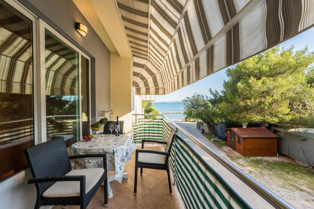 Guest House Malenica Sukošan Екстериор снимка
