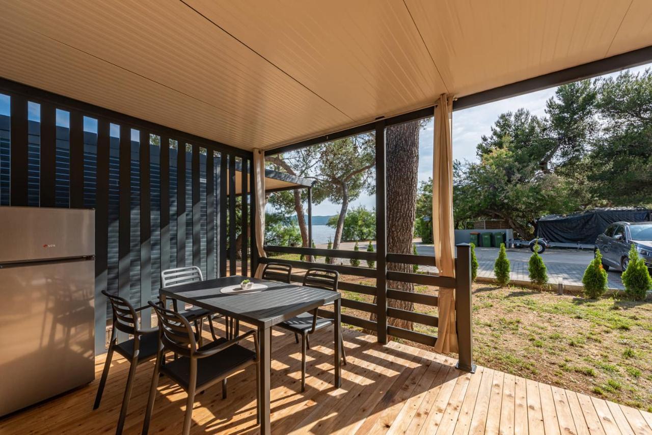 Guest House Malenica Sukošan Екстериор снимка
