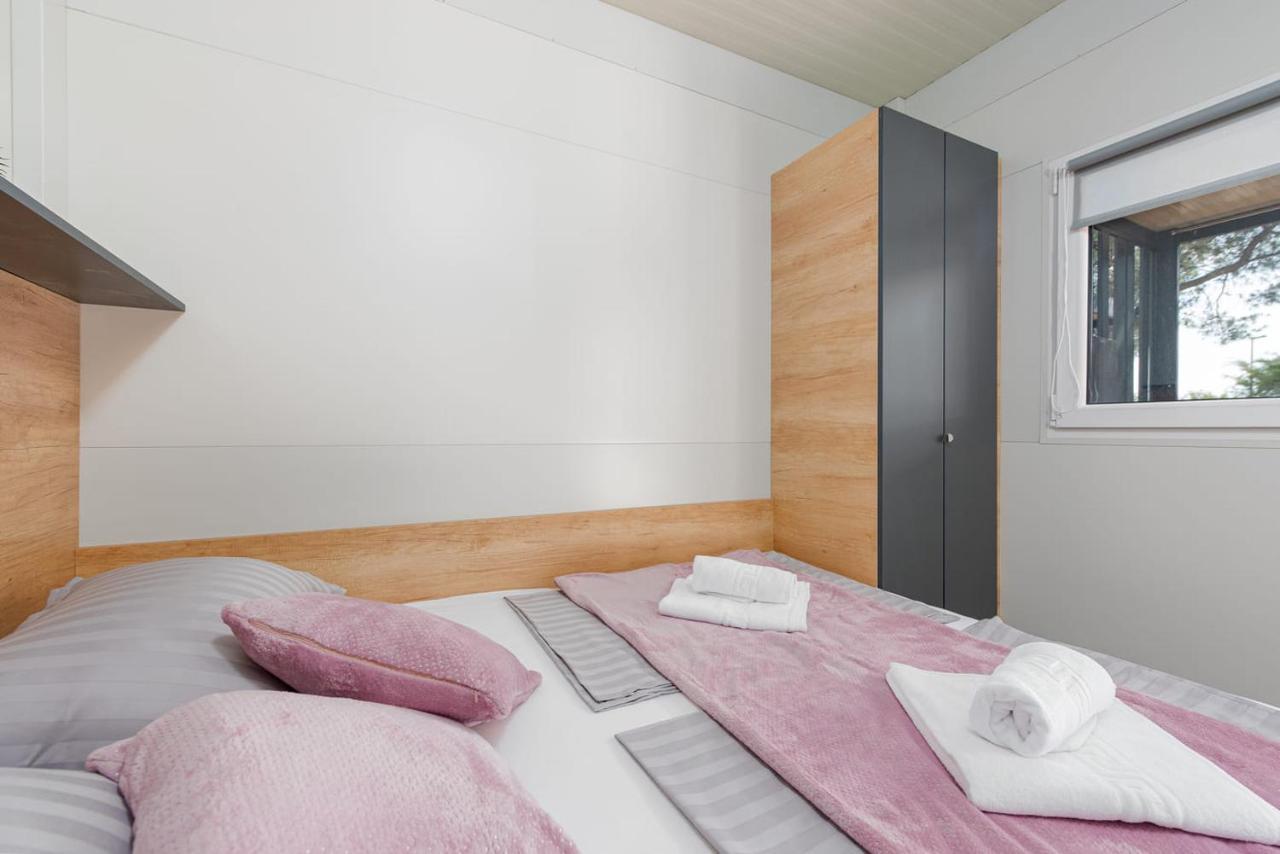Guest House Malenica Sukošan Екстериор снимка